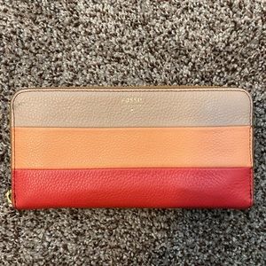 Fossil wallet
